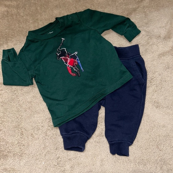 RALPH LAUREN Big Pony Jersey Tee & Fleece Pant Set - Picture 8 of 12